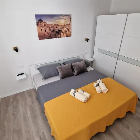 Summerhouse Liber * Mlini