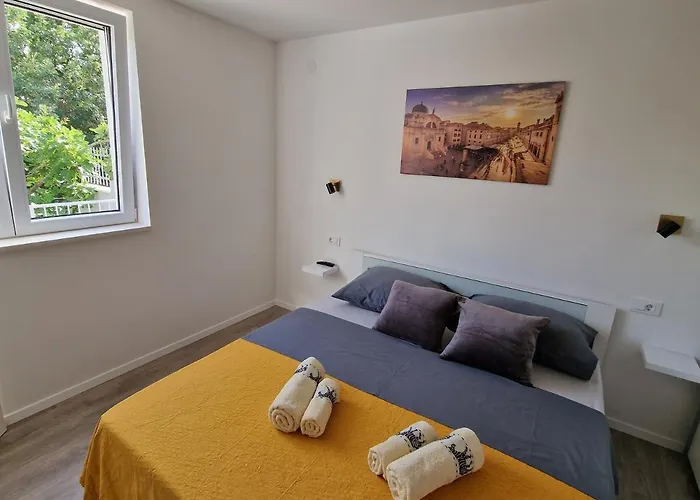 Villa Summerhouse Liber *