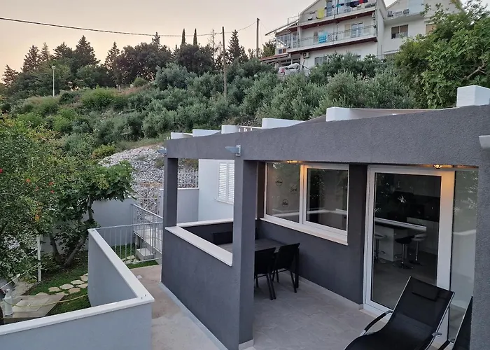 Summerhouse Liber Villa