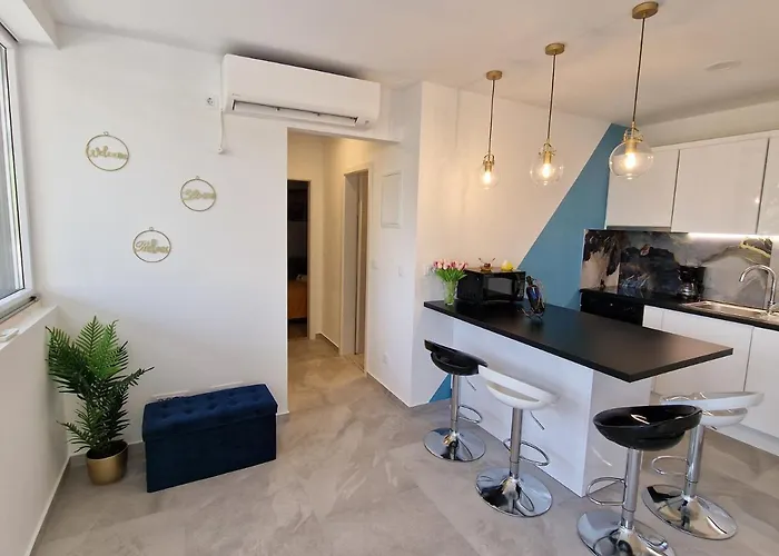 Summerhouse Liber Villa